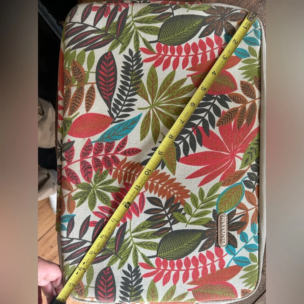 Kayond Tropical Leaf Laptop Sleeve 18”